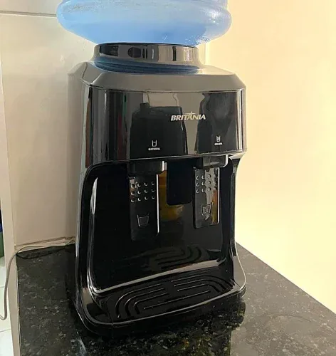 GELA MUITO  Britânia Agua Normal ou Gelada