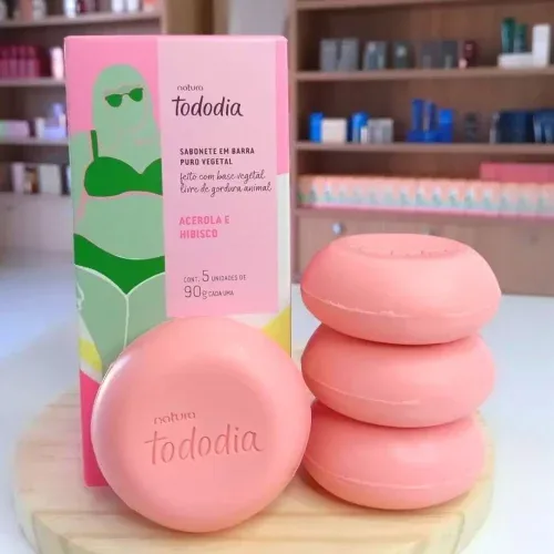 Natura Friday com até 60% OFF: https://www.natura.com.br/p/sabonete-em-barra-puro-vegetal-tododia-acerola-e-hibisco-5-un-de-90-g/NATBRA-117749?consultoria=mamaepechinchaa