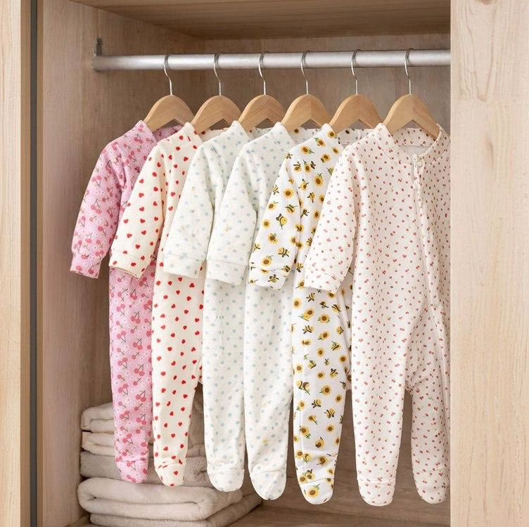 💎 Kit 5 Macacão Canelado Estampado Bebê Zíper Menino E Menina 💎 Kit 5 Macacão Canelado Estampado Bebê Zíper Menino E Menina