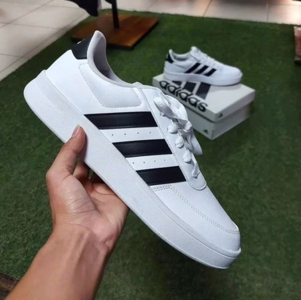 Tênis Adidas Breaknet