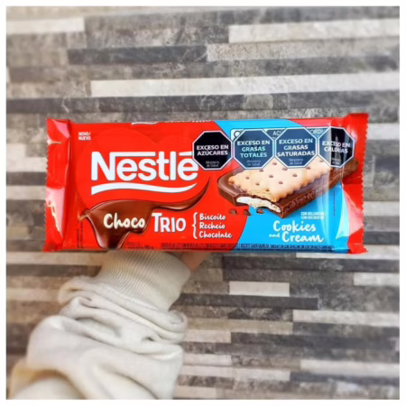 Chocolate Chocotrio NESTLÉ Cookies & Cream 90g