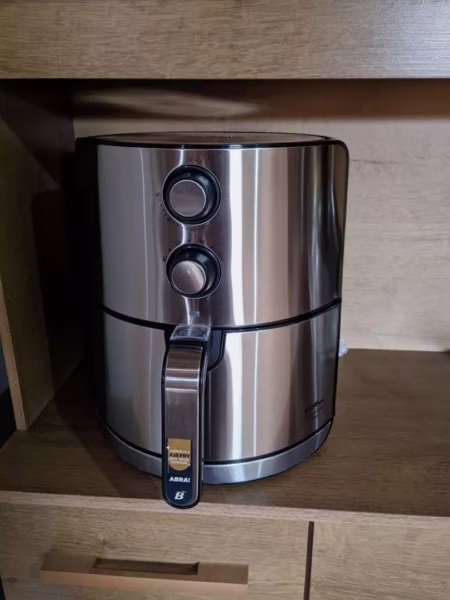 Air Fryer Britânia 4,6L Antiaderente 1500W 220v