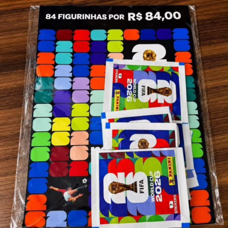 Kit 12 Envelopes de Figurinhas da Copa do Mundo da FIFA 2026™ + Cartela