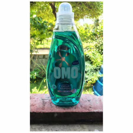 Lava-Roupas Líquido Omo Ciclo Rápido Ação Total Frasco 1,4l