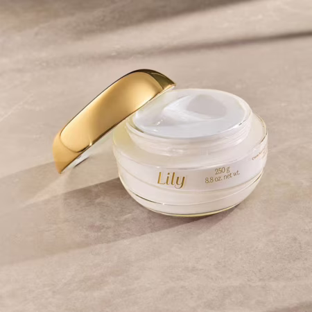 Creme Acetinado Hidratante Corporal Lily O Boticário 250g
