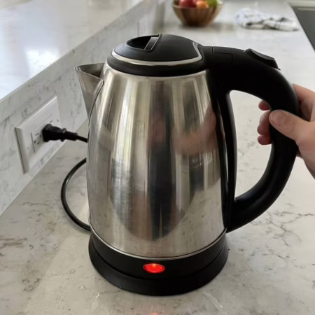 🚨 Chaleira Elétrica Jarra Inox 2 Litros Ferve Agua Rápido Café - Lamericano