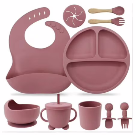 Kit Introdução Alimentar Bebê 8 Peças Prato + Bowl Babador Copo + Tampa com Canudo + 2 Talheres + 2 Talheres Ponta Silicone Cabo de Madeira 100% Silicone Antitóxico Premium (Rosa Rubi)