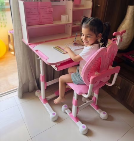 Mesa E Cadeira Infantil Com Corretor De Postura, 80cm
