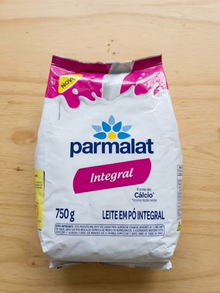 Leite em Pó Integral Parmalat Sachê 750g