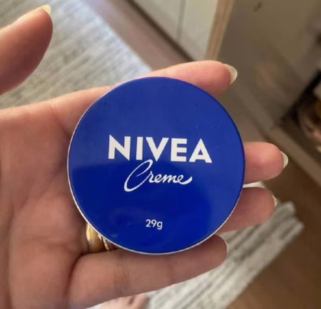 🚨 NIVEA Creme Hidratante Lata 29g, Hidratação Profunda 24h, Corporal, Uso Diário, Multibenefícios, Todas as Peles