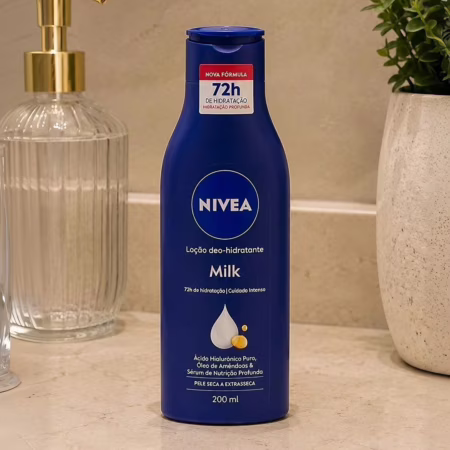 NIVEA Loção Deo-Hidratante Milk 200ml, Hidratação Profunda 72h, Corporal, Hialurônico Puro, Pele Seca e Extrasseca