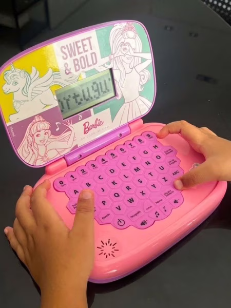 Candide, Laptop Infantil, Barbie, Brinquedo Educativo - Bilíngue