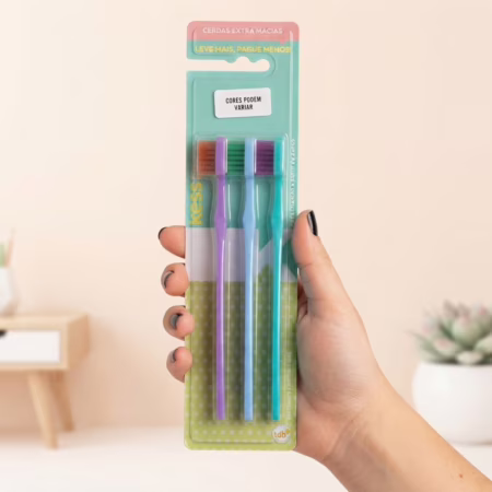 Kess Combo Infantil Com 3 Escovas Multicor