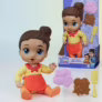 Baby Alive Boneca Bebê Confeiteira Gigi Giggles Morena com Avental e Acessórios de Cozinha
