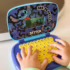 Guitarra e Microfone Infantil Instrumento Brinquedo Musical com Luz e Som
