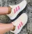 PRECINHO NESSE ADIDAS PRA ELAS