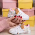 Fralda Huggies Supreme Care roupinha